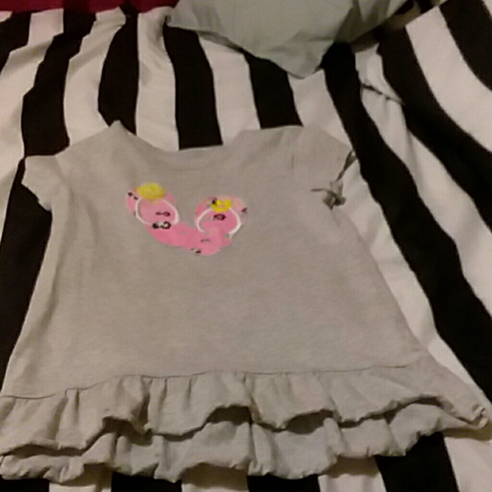 Tee shirt